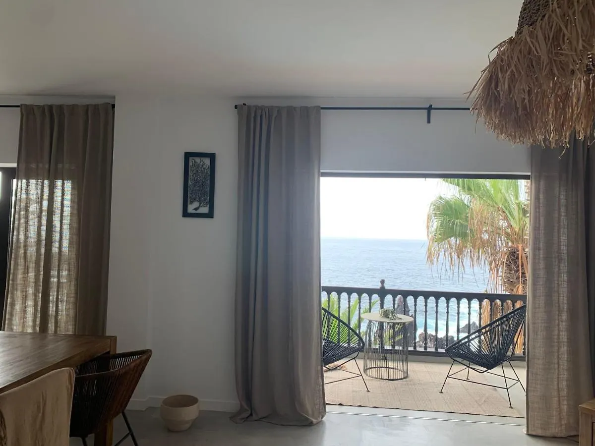 3 Bedroom Ocean Shore Apartment Puerto de Santiago  0*, Puerto de Santiago (Tenerife)