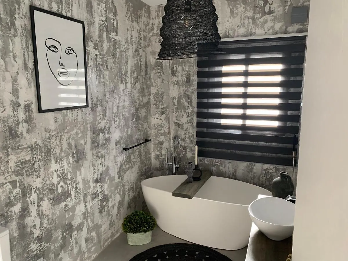 פוארטו דה סנטיאגו 3 Bedroom Ocean Shore Apartment