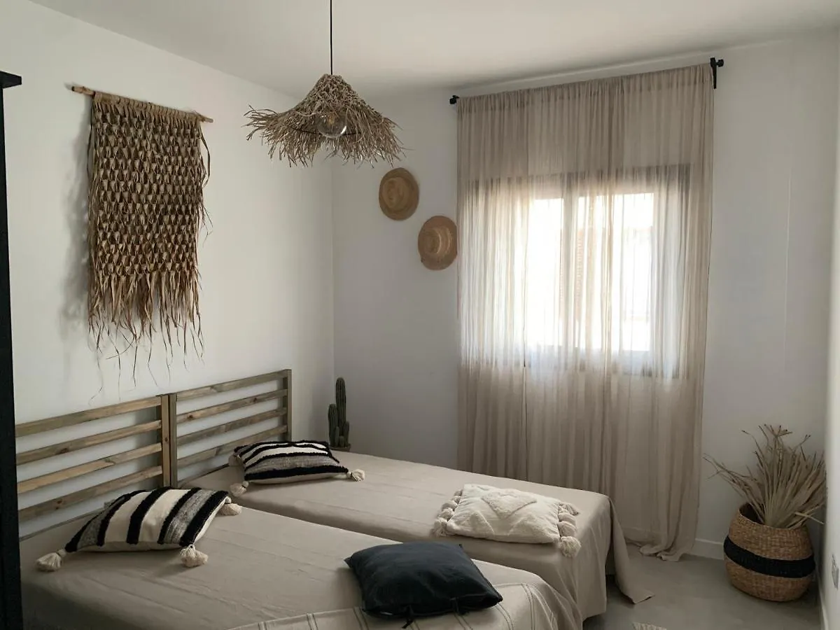 3 Bedroom Ocean Shore Apartment Puerto de Santiago   Puerto de Santiago (Tenerife)