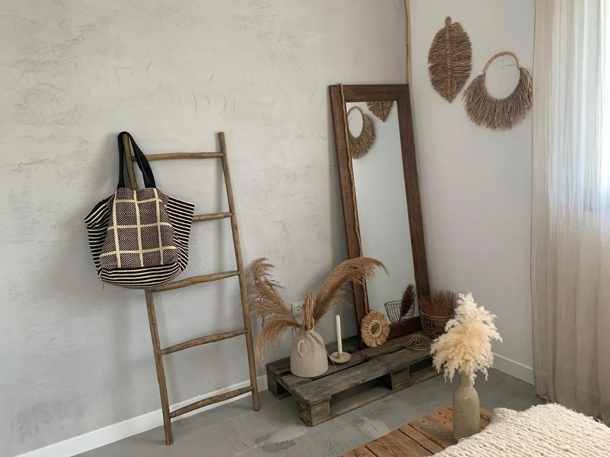 3 Bedroom Ocean Shore Apartment プエルト・デ・サンティアゴ