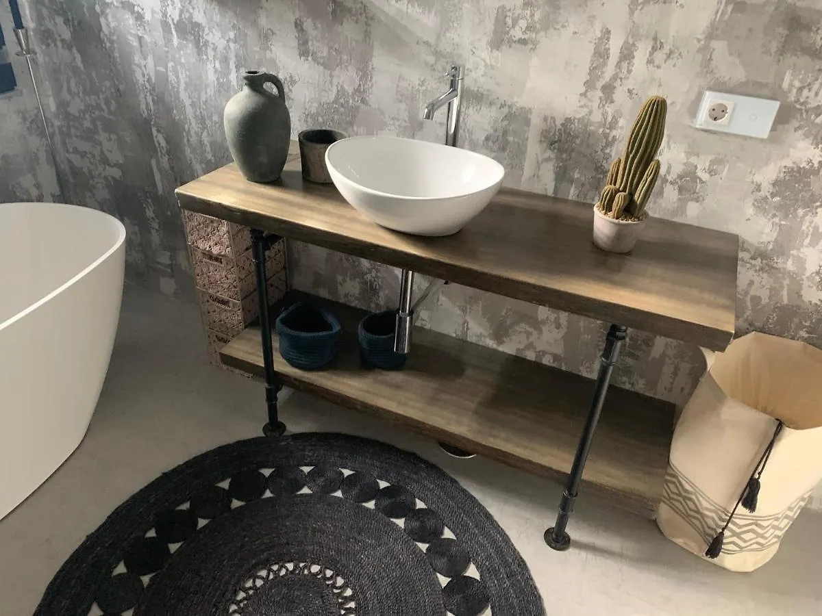 3 Bedroom Ocean Shore Apartment プエルト・デ・サンティアゴ